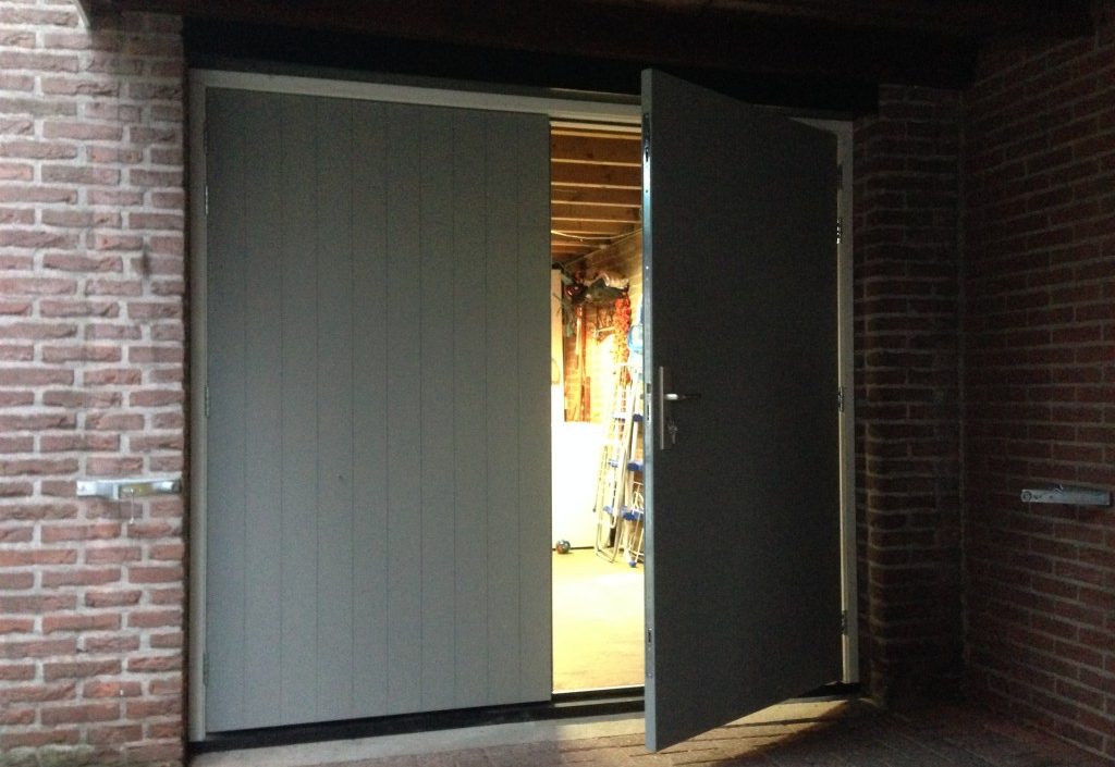 Nieuwe garagedeuren