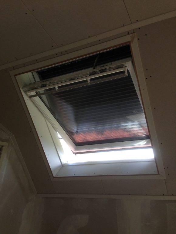 VELUX dakraam met rolluik